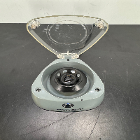 VWR Mini Centrifuge image 2